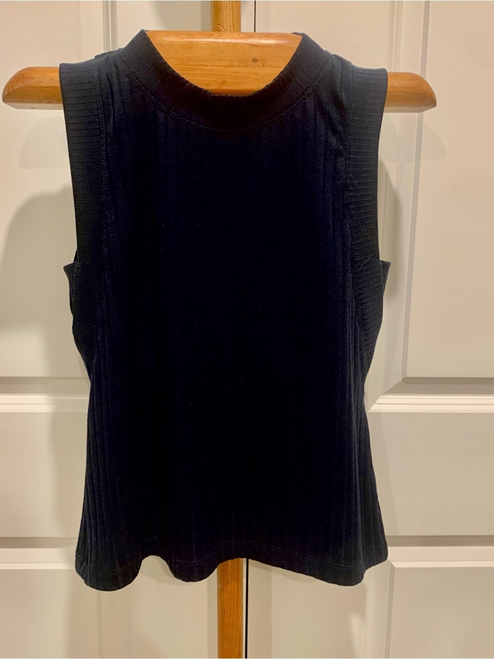 Evereve Black Ribbed Mock Neck Sleeveless Tank